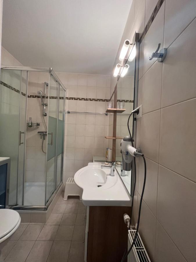 Kaernten Ossiacher See Apartment Zwei Zimmer Ferienwohnung Direkter Seezugang Strand Beheizte Schwimmhalle Bodensdorf Extérieur photo